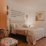Podere Conte Gherardo * קסטנייטו קרדוצ'י
